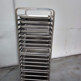 Mobile s/s rack with plates